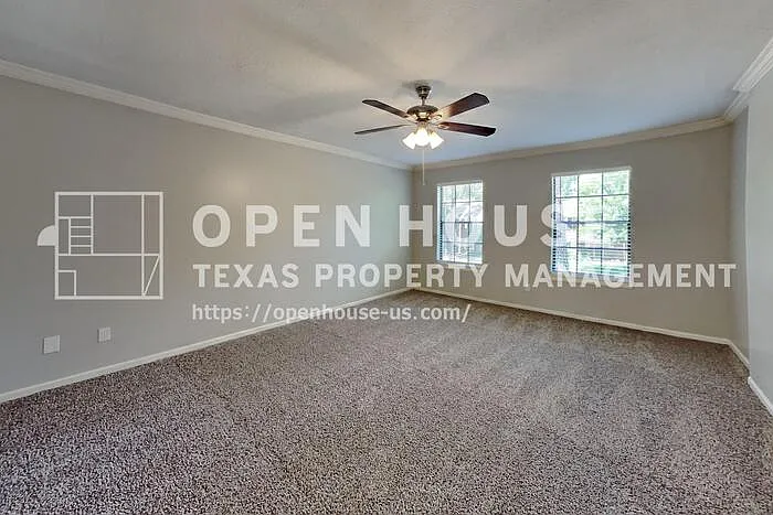 3918 Forest Village Dr — Photo 12