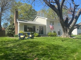 10 Goodrich Rd, Annapolis, MD 21401