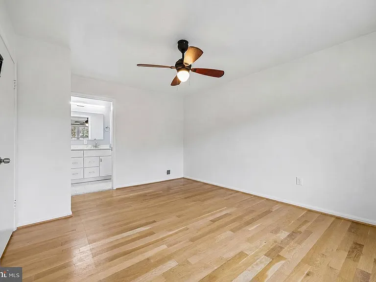 10417 Carlyn Ridge Rd — Photo 13