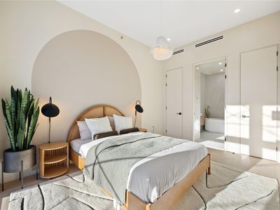 31-16 21st Street #PH1B, Astoria, NY, 11106