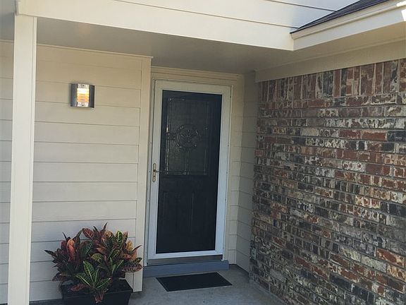 3rd image of 1117 Wildemeadow Dr