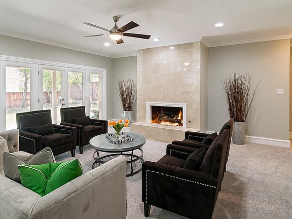 3rd image of 2311 Creekside Cir N