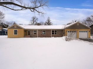 3525 Elmwood Pl, Minnetonka, MN 55345