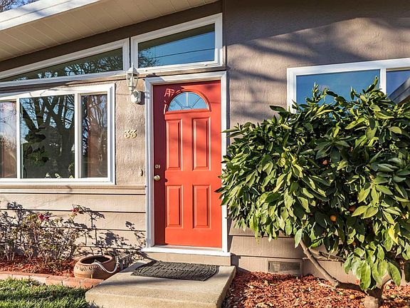 4th image of 33 Lorelei Ln