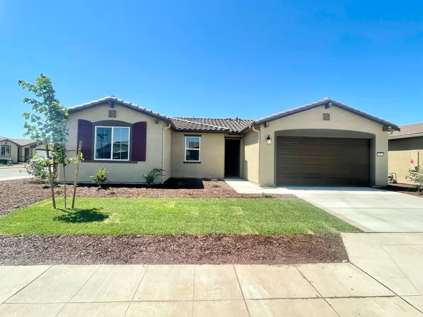3576 Barranca Dr, Madera, CA 93637