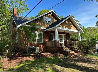 621 Wesley Dr, High Point, NC 27260