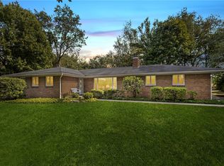 236 Greenwood Dr, New Brighton, PA 15066