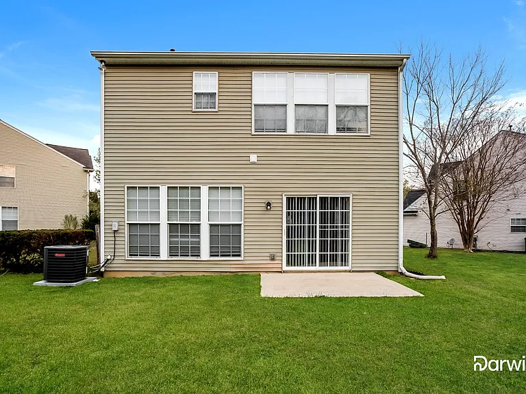 10456 Roundleaf Dr — Photo 15