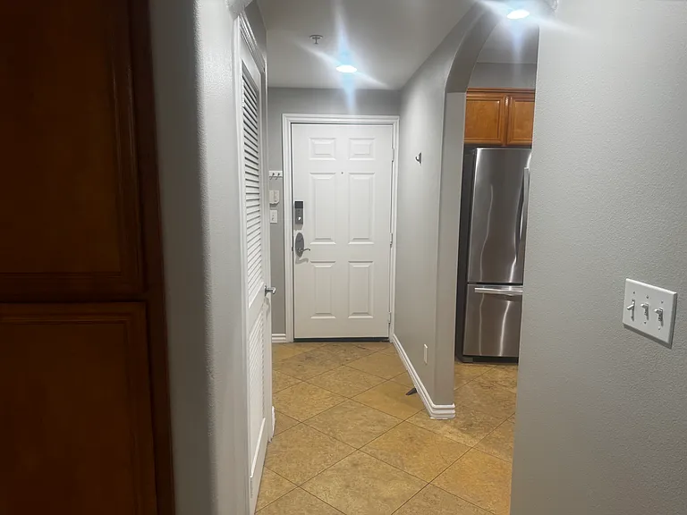 10715 Camarillo St #101 — Photo 2