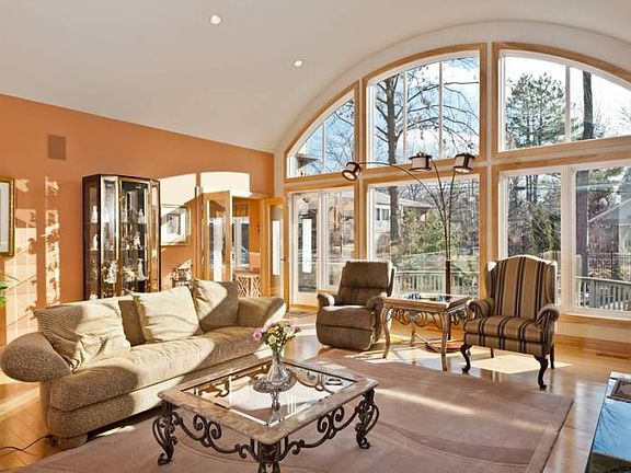 Stunning 2 story Great Rm