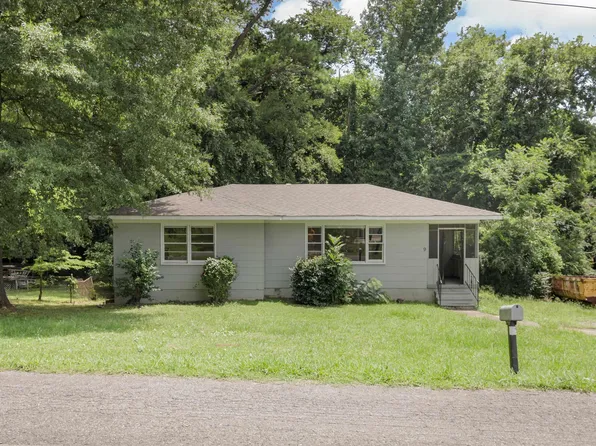 9 Hedgewood Dr, Birmingham, AL 35214