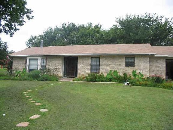 2nd image of 607 Flag Creek Dr