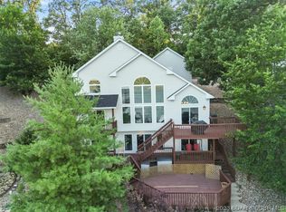 17661 Sheldon Point, Gravois Mills, MO 65037