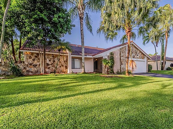 3rd image of 9730 NW 15th Street