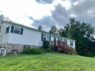 6877 Armstrong Rd, Butler, OH 44822