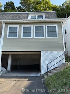 (Undisclosed Address), Hamden, CT, 06517