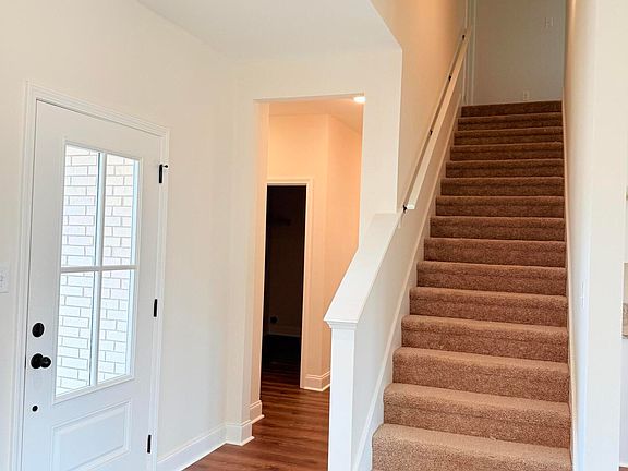 4th image of 6057 River Birch Rd E