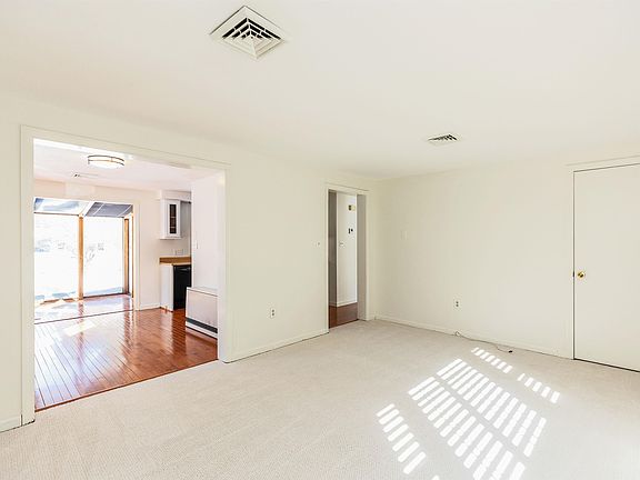 2nd image of 4 Burlington Road