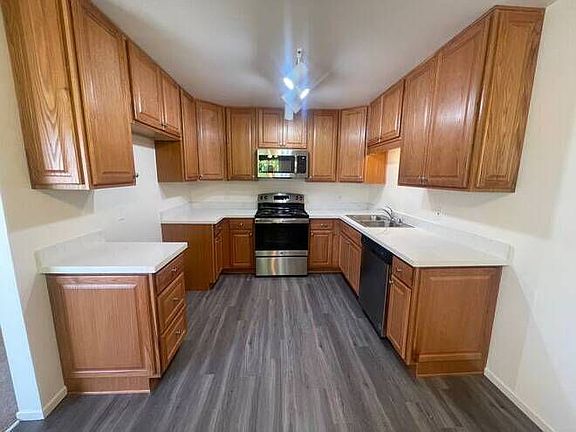 2nd image of 145 W Avenida De Los Arboles APT 220
