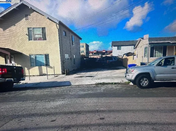 1317 Chanslor Ave, Richmond, CA 94801