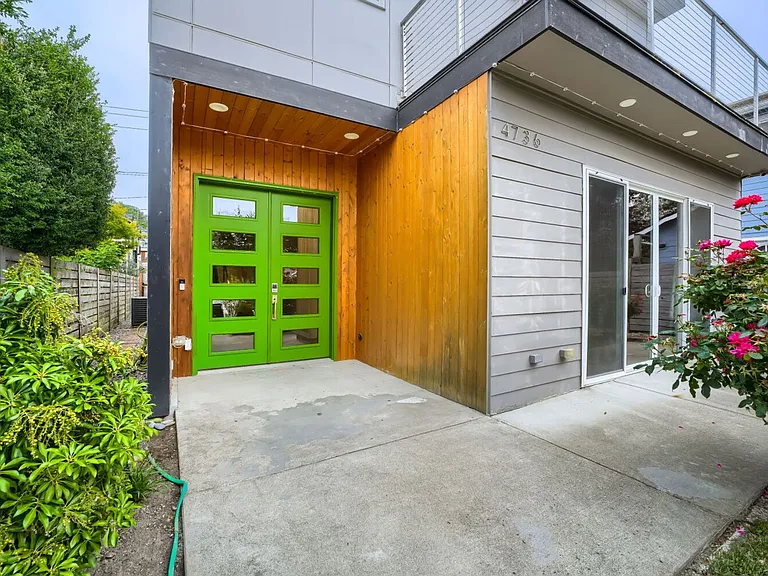 4736 25th Ave SW — Photo 22