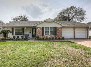 995 Curtin St, Houston, TX 77018