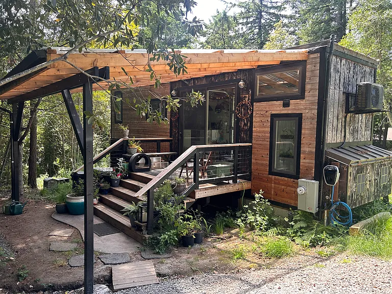 401 Redwood St — Photo 32