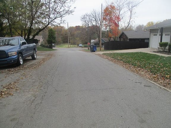 5th image of 203 Olive St