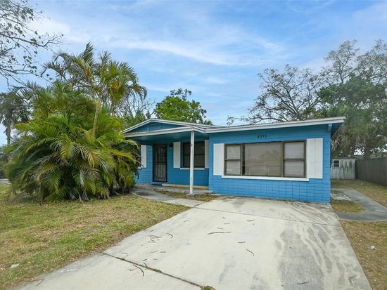 8371 55th St N, Pinellas Park, FL 33781