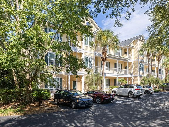2nd image of 7331 Indigo Palms Way