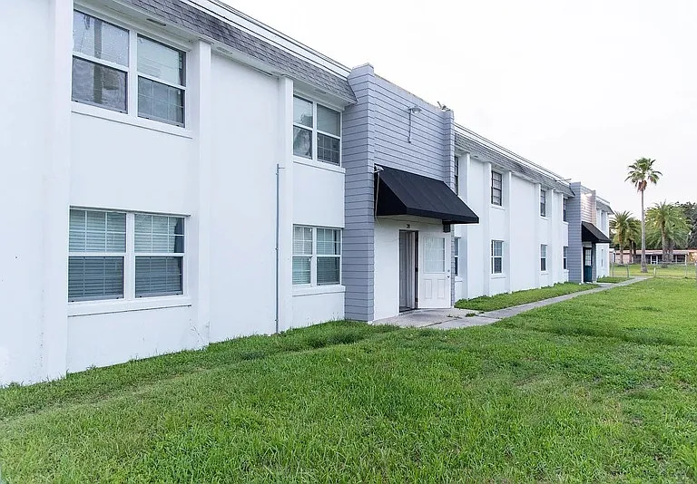 34 S Ortman Dr #B — Photo 1