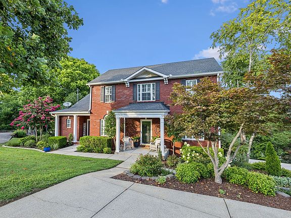 3rd image of 508 Spinnaker Ct