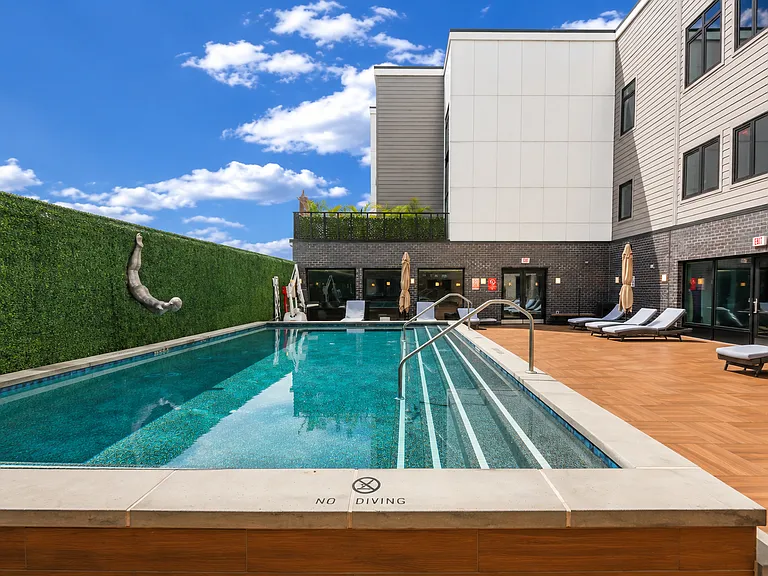 20 Grand — Photo 2