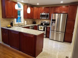 5616 Woods Walk Rd, Midlothian, VA 23112