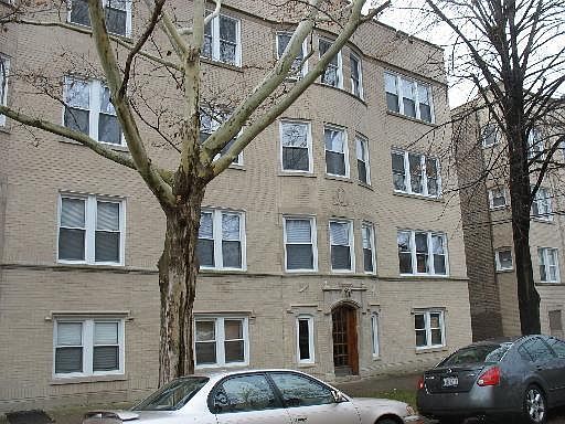 1st image of 6456 N Fairfield Ave APT 3