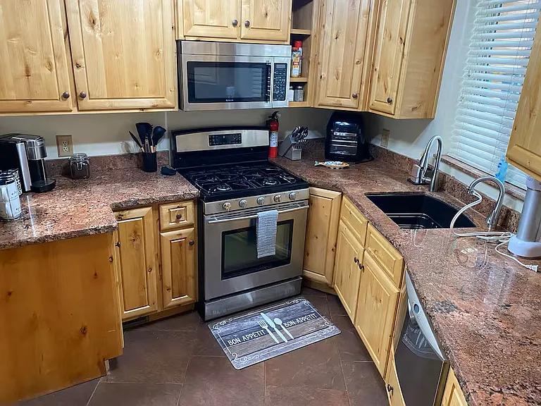 2420 S River Valley Rd #2 — Photo 6
