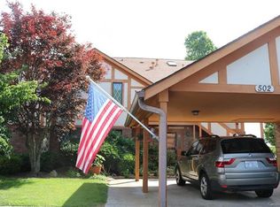 502 Fleetwood Plz, Hendersonville, NC 28739