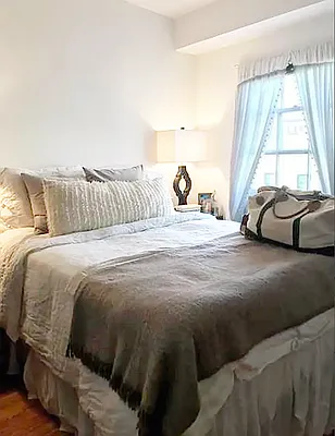 Rented by Buchbinder & Warren | media 12