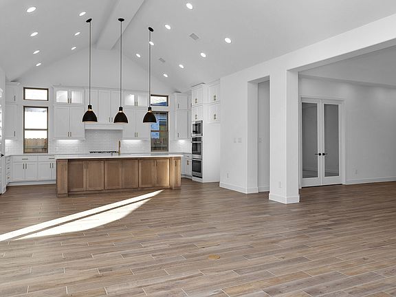 2nd image of 24607 Celestial Lily Dr