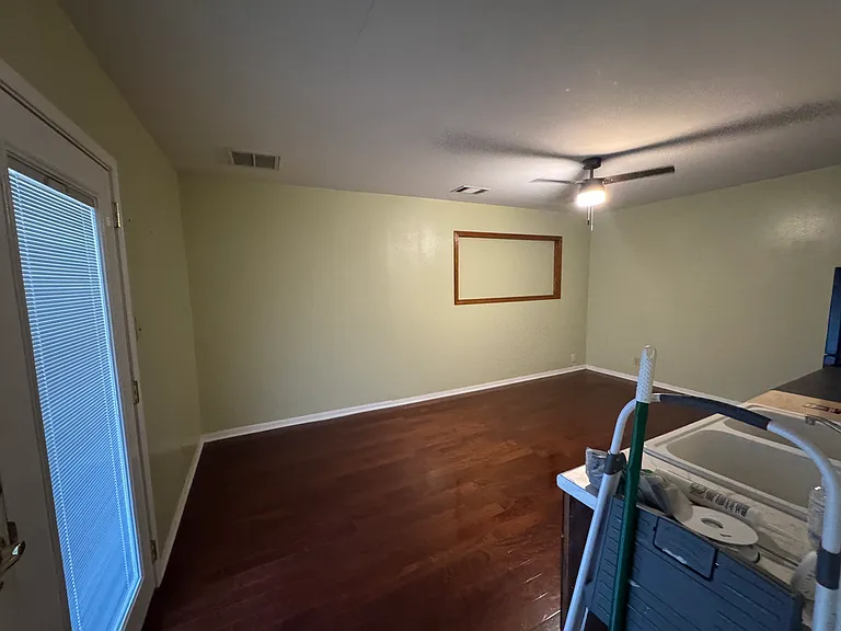 209 Oak Crest Ln #2 — Photo 3