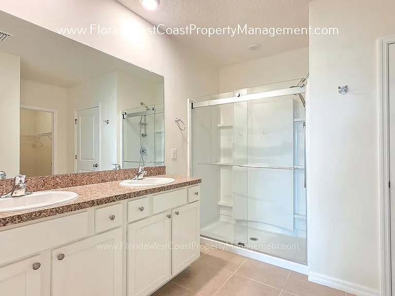 2836 Greenleaf Ter — Photo 21