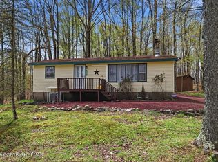 173 Bushkill Dr, Pocono Lake, PA 18347