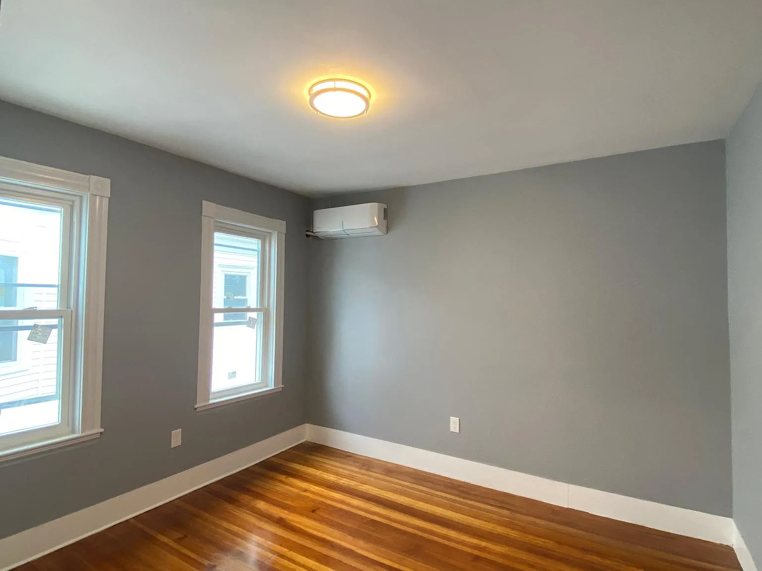 13 Dudley St — Photo 3