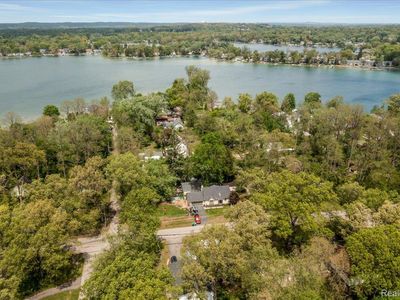 8790 Oakside Ave, Commerce Township, MI, 48382