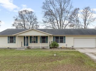 1262 E 900 N, La Porte, IN 46350