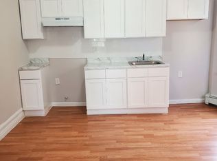 33 Richelieu Ter, Newark, NJ 07106