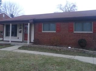 22421 Gordon Rd, Saint Clair Shores, MI 48081