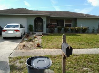 8194 128th St, Seminole, FL 33776