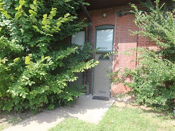 2nd image of 3866A Shenandoah Ave Floor 2