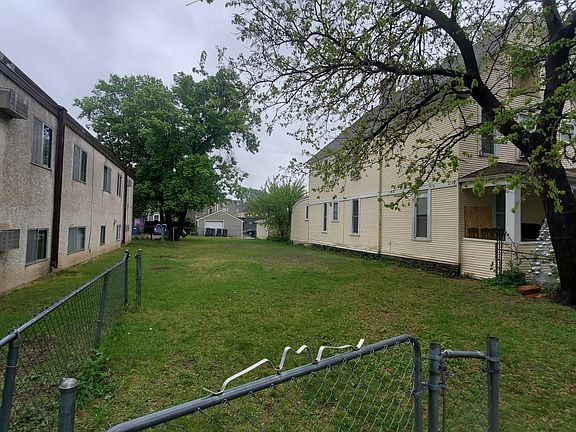 4th image of 3037 15th Ave S